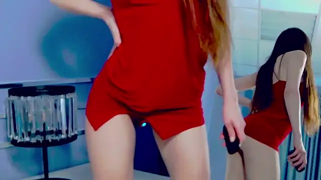 Snapshot of AngelinaWett chatting on November 9, 2025, 6:50 am AngelinaWett online show from November 9, 2025, 6:50 am