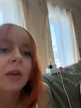 ObviouslyPeachy online show from May 1, 2026, 11:26 am