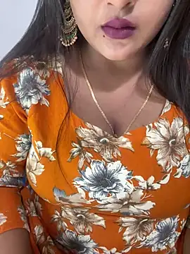 Ayesha mahi online show from April 8, 2026, 10:06 am