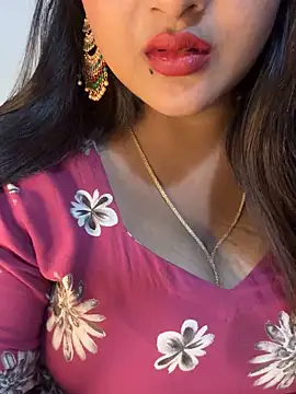 Ayesha mahi online show from April 2, 2026, 8:32 am