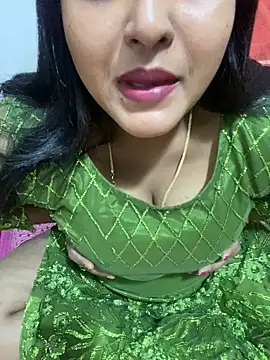 Ayesha mahi online show from March 18, 2025, 7:44 am