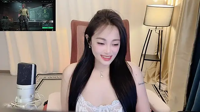 Snapshot of Daisy-77 chatting on June 5, 2026, 1:50 pm Daisy-77 online show from June 5, 2026, 1:50 pm
