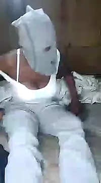 Snapshot of African_Masked_Couple chatting on February 11, 2025, 6:08 am African Masked Couple online show from February 11, 2025, 6:08 am