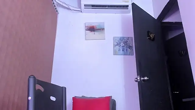 alondrabigtits online show from March 12, 2026, 8:40 am