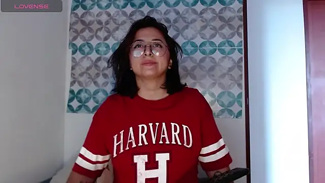 Snapshot of Aria_smith01 chatting on September 18, 2025, 1:47 pm Aria smith01 online show from September 18, 2025, 1:47 pm