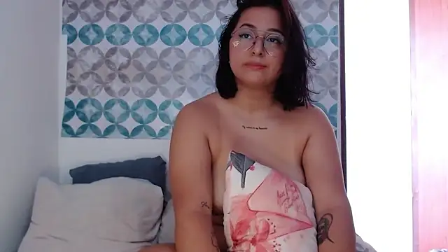 Snapshot of Aria_smith01 chatting on September 13, 2025, 1:44 pm Aria smith01 online show from September 13, 2025, 1:44 pm