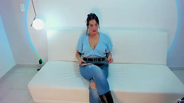 Snapshot of Ada_Monroe10 chatting on December 5, 2025, 1:53 pm Ada Monroe10 online show from December 5, 2025, 1:53 pm