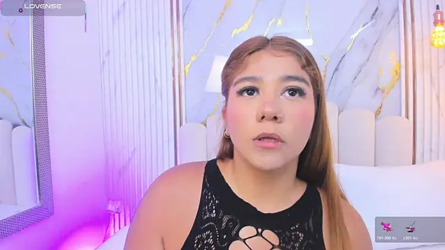 Snapshot of tifanyhills_ chatting on May 20, 2026, 8:39 pm tifanyhills online show from May 20, 2026, 8:39 pm