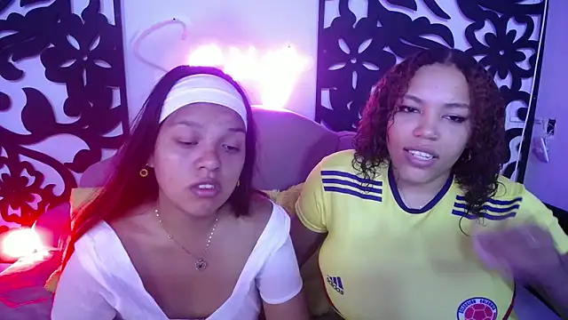 Snapshot of horny_babyss chatting on September 10, 2025, 4:33 am horny babyss online show from September 10, 2025, 4:33 am