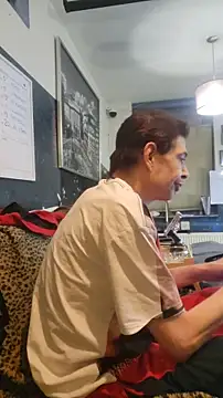 Snapshot of Doggyray44 chatting on November 29, 2025, 5:13 pm Doggyray44 online show from November 29, 2025, 5:13 pm