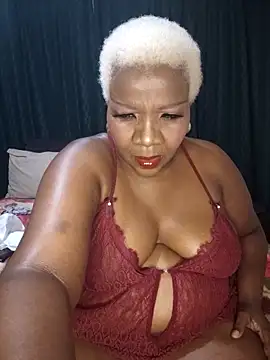 dirasweetlipsxx online show from May 5, 2026, 8:23 pm