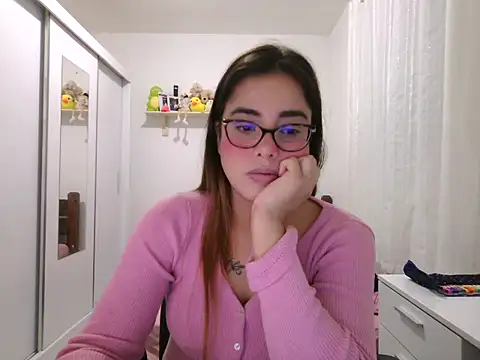 maliamiller online show from May 24, 2026, 8:53 pm