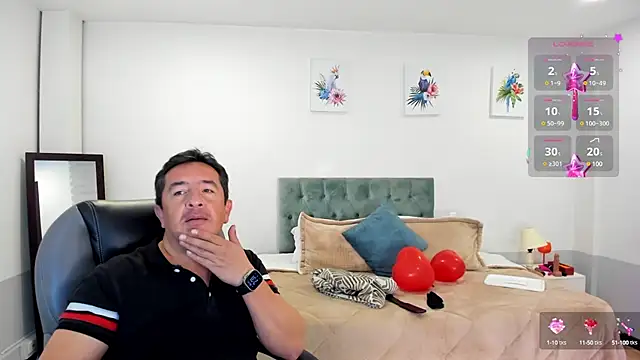 Snapshot of Sam_and_molly_ chatting on February 4, 2025, 7:33 pm Sam and molly online show from February 4, 2025, 7:33 pm