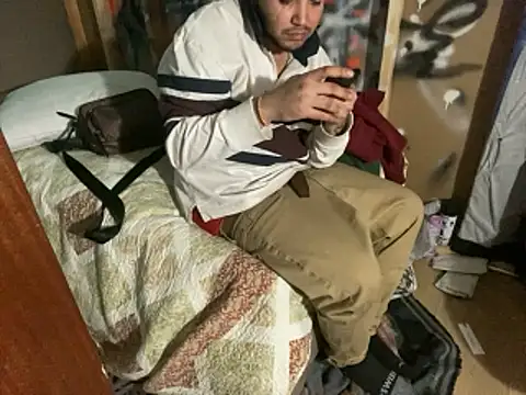 KeptupHack online show from December 15, 2025, 5:35 am