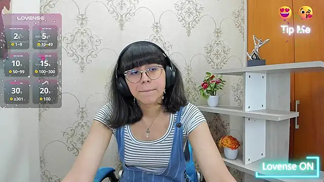 Nataly Cloud online show from February 6, 2025, 12:26 pm