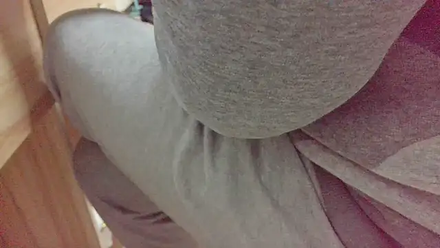 Snapshot of huzi518 chatting on November 10, 2025, 7:41 pm huzi518 online show from November 10, 2025, 7:41 pm