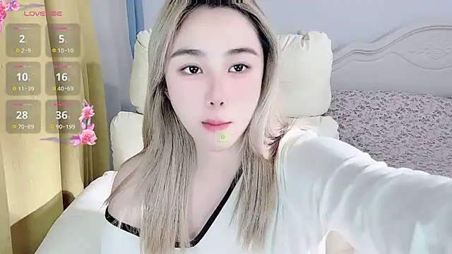 Caitlyn   online show from December 3, 2025, 10:36 am