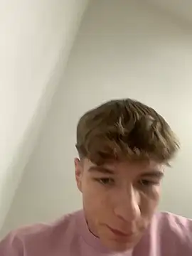 Snapshot of MiguelRausch chatting on December 12, 2024, 11:28 am MiguelRausch online show from December 12, 2024, 11:28 am