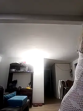 Snapshot of Fenix_528 chatting on February 22, 2025, 5:34 am Fenix 528 online show from February 22, 2025, 5:34 am