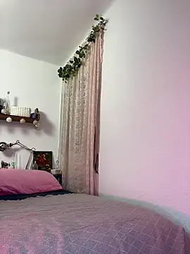 Snapshot of tatianaAlvarez1 chatting on December 4, 2025, 10:47 am tatianaAlvarez1 online show from December 4, 2025, 10:47 am