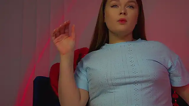 CrystalLyons online show from February 12, 2026, 6:13 am