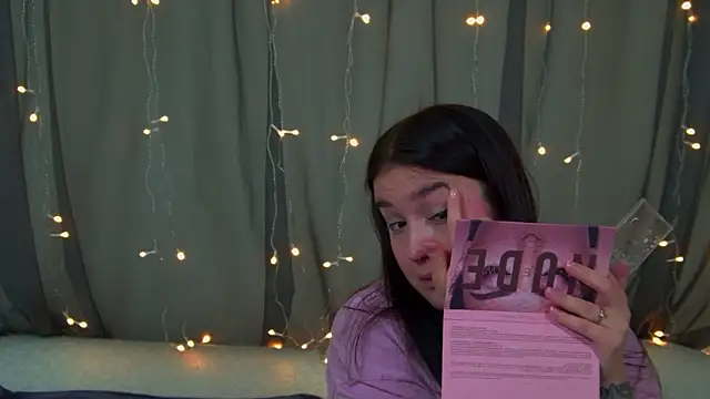 ChristinaMilton online show from November 29, 2025, 6:30 pm