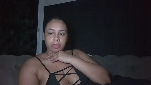 Snapshot of bigbootyjayda chatting on November 27, 2025, 3:29 am bigbootyjayda online show from November 27, 2025, 3:29 am