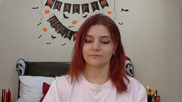 Snapshot of KellyStone chatting on November 2, 2025, 5:34 am KellyStone online show from November 2, 2025, 5:34 am