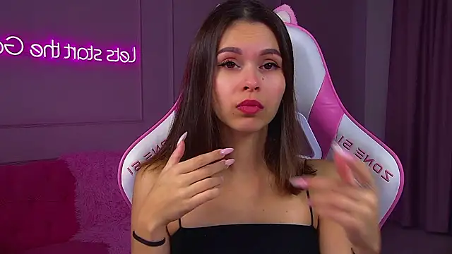 PollyLanders online show from March 10, 2026, 7:56 am