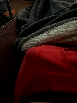 Snapshot of jrizz215 chatting on November 16, 2025, 3:39 pm jrizz215 online show from November 16, 2025, 3:39 pm