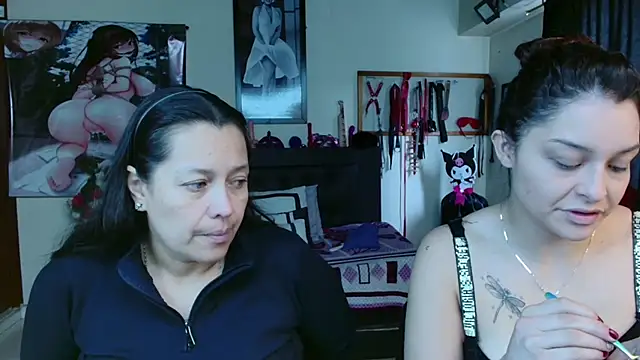 Snapshot of Marilynselxoveanalhard chatting on July 16, 2026, 1:41 pm Marilynselxoveanalhard online show from July 16, 2026, 1:41 pm