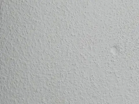 JESSYCORTES online show from April 8, 2026, 4:58 am