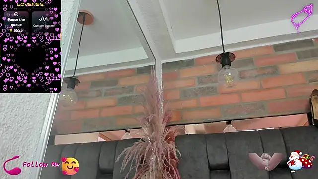 Snapshot of JESSYCORTES chatting on December 5, 2025, 3:43 pm JESSYCORTES online show from December 5, 2025, 3:43 pm