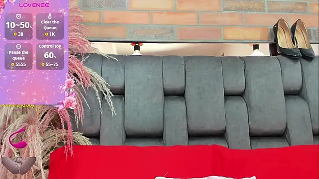 JESSYCORTES online show from February 14, 2026, 9:15 pm