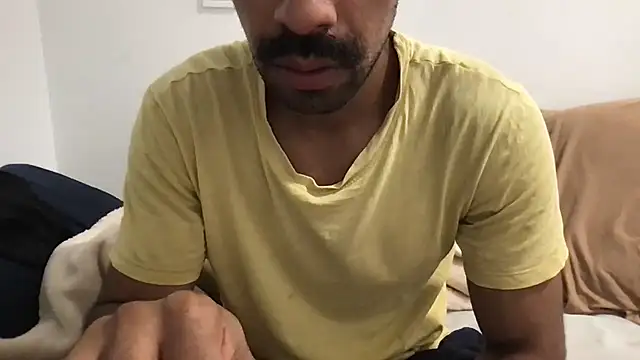 Snapshot of Lucascacaca chatting on June 27, 2026, 10:05 pm Lucascacaca online show from June 27, 2026, 10:05 pm