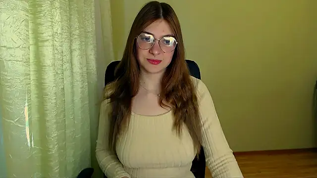 Luna Lush  online show from June 2, 2026, 10:26 am