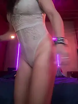 mariposapontiak420 online show from April 21, 2026, 7:53 pm