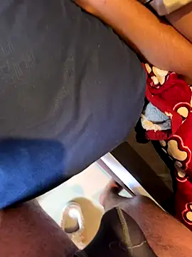 thiagowes online show from November 16, 2025, 2:11 pm