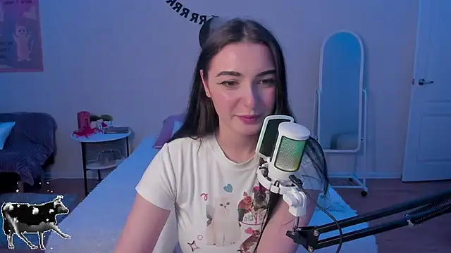 Snapshot of Taste_Jennyy chatting on December 8, 2024, 6:50 pm Taste Jennyy online show from December 8, 2024, 6:50 pm