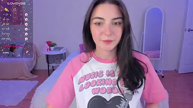 Snapshot of Taste_Jennyy chatting on January 17, 2025, 7:38 pm Taste Jennyy online show from January 17, 2025, 7:38 pm