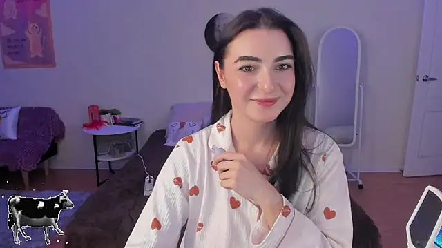 Snapshot of Taste_Jennyy chatting on December 21, 2024, 5:50 pm Taste Jennyy online show from December 21, 2024, 5:50 pm