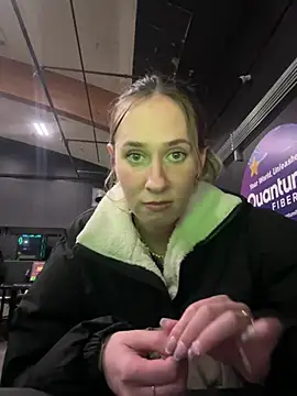 M1ssyk1ssy online show from January 24, 2025, 11:12 pm