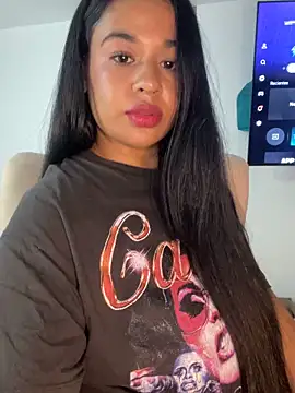 Snapshot of Aitana98_ chatting on February 8, 2026, 1:25 am Aitana98 online show from February 8, 2026, 1:25 am