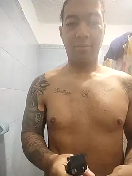 Morenocosta12 online show from September 30, 2025, 4:13 pm