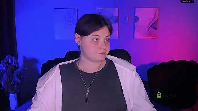 nikole kitt online show from February 21, 2026, 8:11 pm