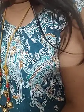 Snapshot of gaurika18 chatting on December 21, 2025, 4:19 pm gaurika18 online show from December 21, 2025, 4:19 pm