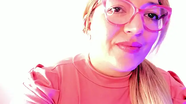 Snapshot of Naty_Mature_ chatting on November 4, 2025, 10:30 am Naty Mature online show from November 4, 2025, 10:30 am