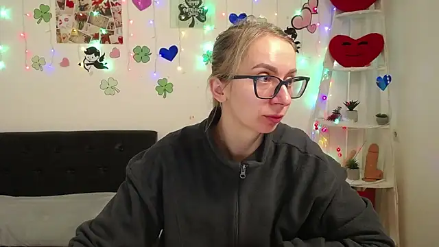 VasilisaSii online show from March 19, 2025, 6:03 am