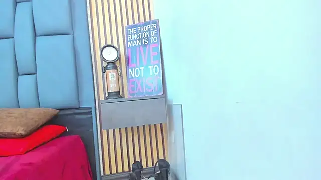 Snapshot of candela_collinss chatting on January 4, 2025, 3:28 pm candela collinss online show from January 4, 2025, 3:28 pm