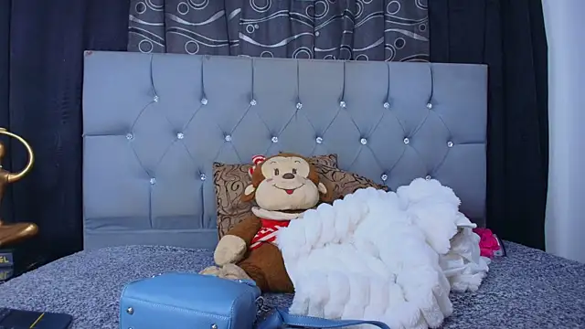 meggan 77 online show from November 20, 2025, 5:08 am